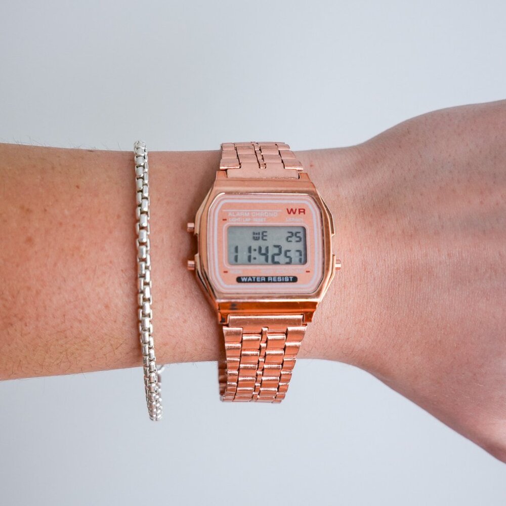 y2k rose gold stainless steel digital watch — pink 2000s retro style - Picture 10 of 12